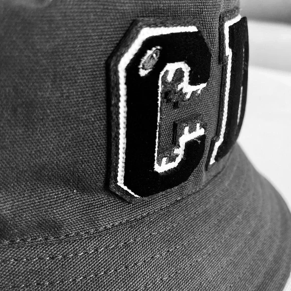 NEVER WORN DIOR x KENNY SCHARF MENS CD LOGO EMBROIDERED BUCKET HAT COTTON LG - Picture 5 of 14